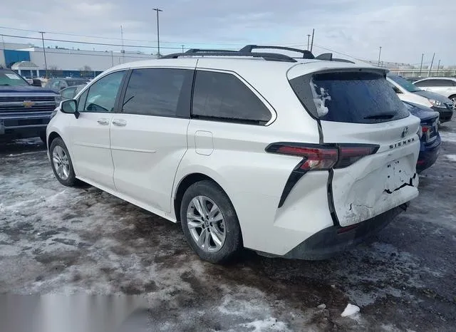 5TDJSKFC0RS150440 2024 2024 Toyota Sienna- Xle 3