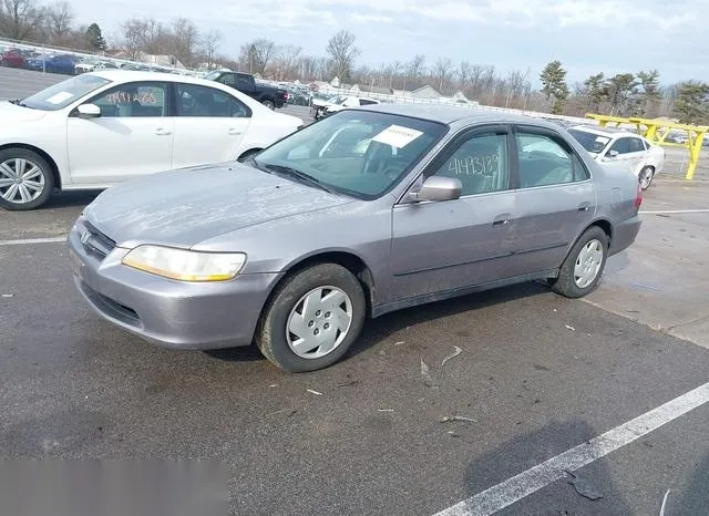 1HGCG1644YA003371 2000 2000 Honda Accord- 3-0 LX 2