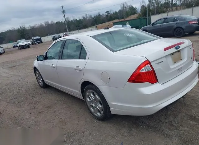 3FAHP0HA1BR116117 2011 2011 Ford Fusion- SE 3