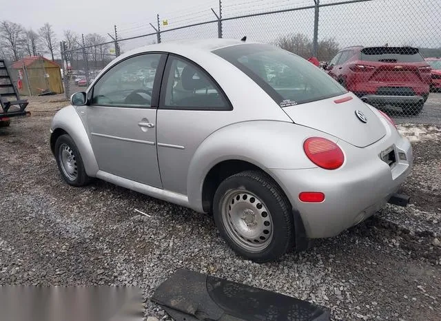 3VWCC21C7XM424921 1999 1999 Volkswagen New Beetle- Gls 3