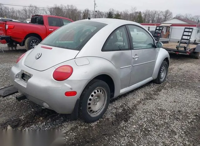 3VWCC21C7XM424921 1999 1999 Volkswagen New Beetle- Gls 4