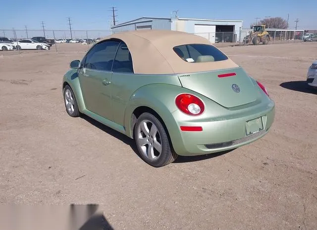 3VWSF31Y67M415499 2007 2007 Volkswagen New Beetle- 2-5 3