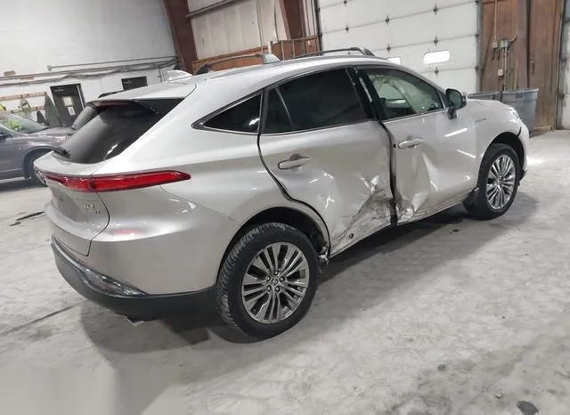 JTEAAAAH0MJ069052 2021 2021 Toyota Venza- Xle 4