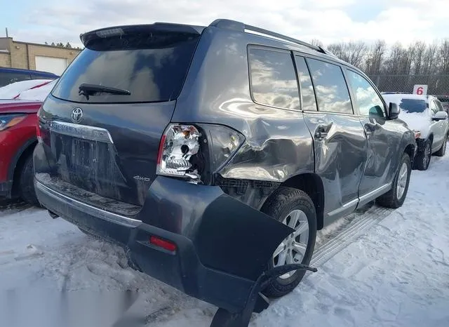 5TDBK3EH3BS092630 2011 2011 Toyota Highlander- SE 4