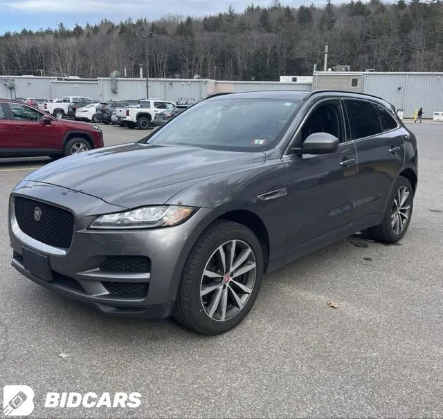 SADCK2BV5HA498623 2017 2017 Jaguar F-Pace- Prestige 2