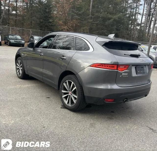 SADCK2BV5HA498623 2017 2017 Jaguar F-Pace- Prestige 3