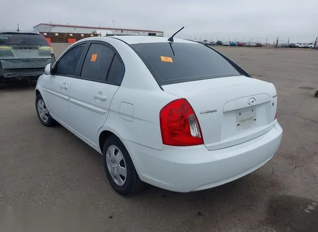 KMHCN46C56U008390 2006 2006 Hyundai Accent- Gls 3