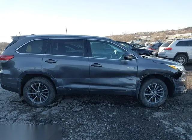 5TDJGRFH3KS052658 2019 2019 Toyota Highlander- Hybrid Xle 6