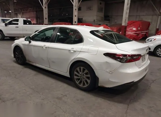 4T1C11BK1NU069371 2022 2022 Toyota Camry- Le Awd 3