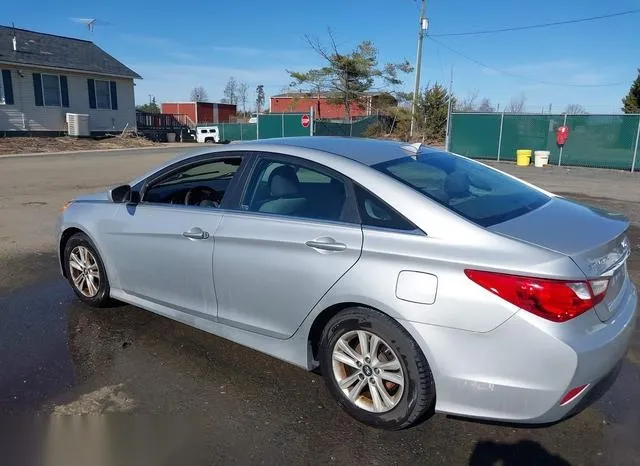 5NPEB4AC3EH880086 2014 2014 Hyundai Sonata- Gls 3