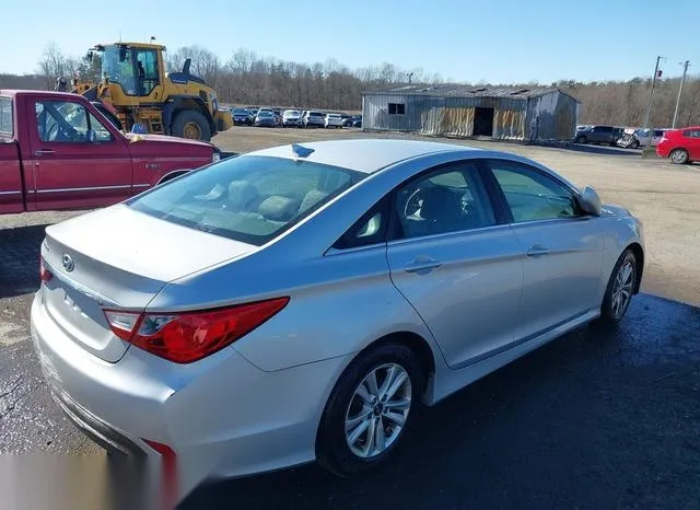 5NPEB4AC3EH880086 2014 2014 Hyundai Sonata- Gls 4