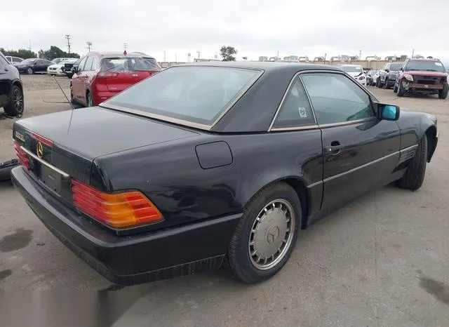 WDBFA66E3LF006646 1990 1990 Mercedes-Benz 500- SL 4