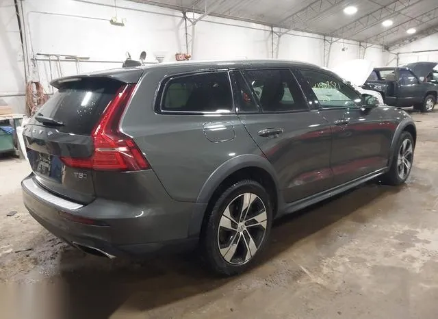 YV4102WKXL1039912 2020 2020 Volvo V60- Cross Country T5 4