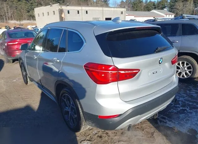 WBXHT3C31G5E48882 2016 2016 BMW X1- Xdrive28I 3