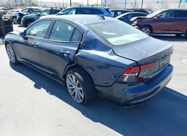 7JR102FK6KG011458 2019 2019 Volvo S60- T5 Momentum 3