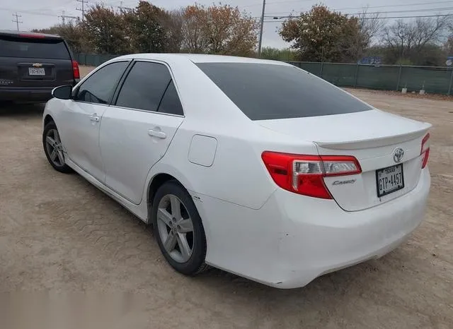 4T1BF1FK0EU343490 2014 2014 Toyota Camry- SE 3