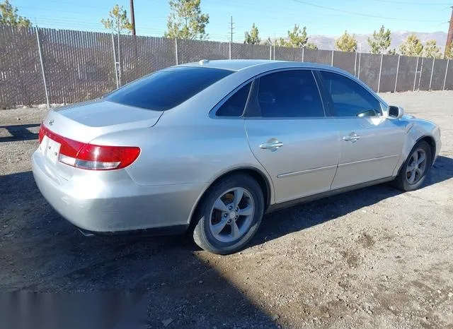 KMHFC46D67A226207 2007 2007 Hyundai Azera- Gls 4