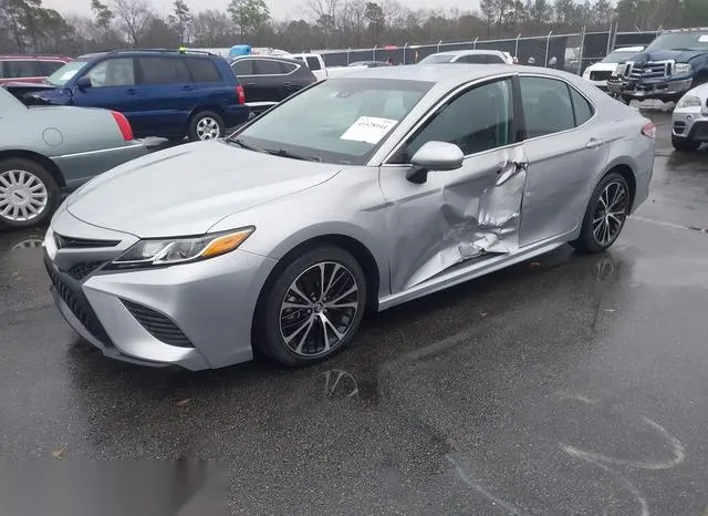 4T1B11HK6JU040462 2018 2018 Toyota Camry- SE 2