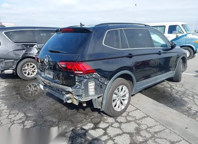 3VV3B7AX0JM002858 2018 2018 Volkswagen Tiguan- 2-0T Se/2-0T 4