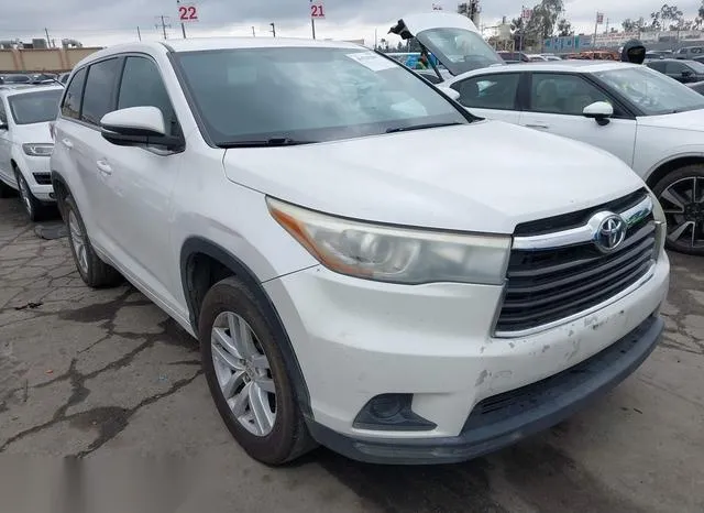 5TDZARFH8FS013686 2015 2015 Toyota Highlander- LE 1