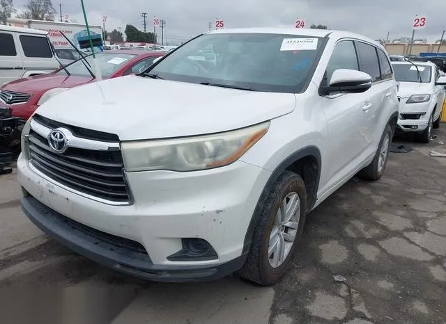 5TDZARFH8FS013686 2015 2015 Toyota Highlander- LE 2