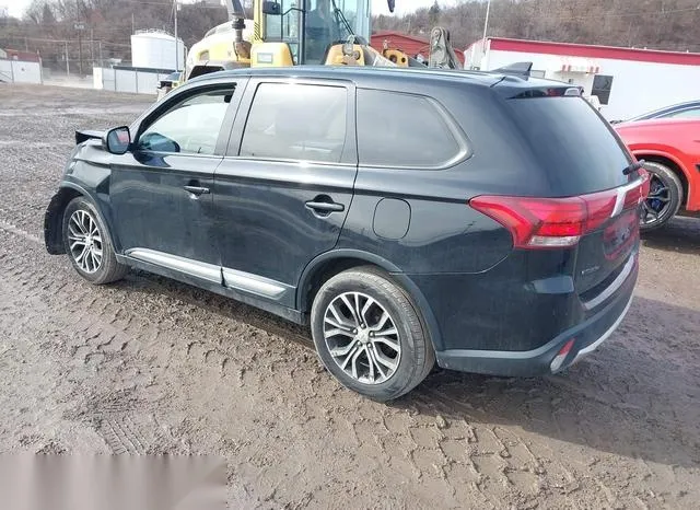 JA4AZ2A31HZ009385 2017 2017 Mitsubishi Outlander- ES 3