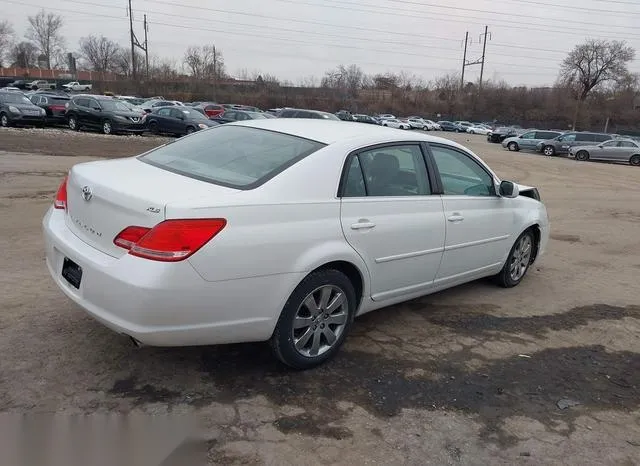 4T1BK36B37U237075 2007 2007 Toyota Avalon- Xls 4