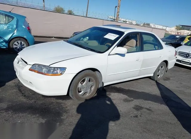 1HGCG5657WA053761 1998 1998 Honda Accord- EX 2