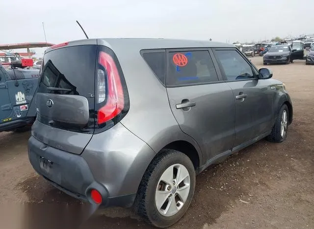 KNDJN2A26G7333631 2016 2016 KIA Soul 4