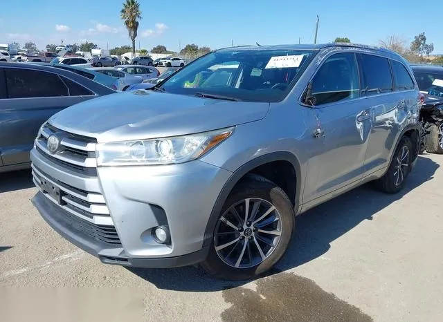 5TDKZRFH1HS191033 2017 2017 Toyota Highlander- Xle 2