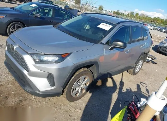 JTMH1RFV8KJ007590 2019 2019 Toyota RAV4- LE 2