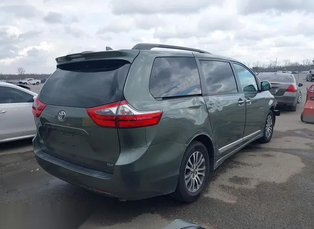 5TDYZ3DC0LS076737 2020 2020 Toyota Sienna- Xle 4