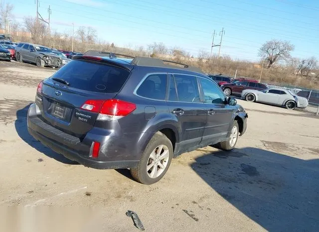 4S4BRDLC2D2205188 2013 2013 Subaru Outback- 3-6R Limited 4