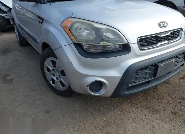 KNDJT2A57C7395257 2012 2012 KIA Soul 6