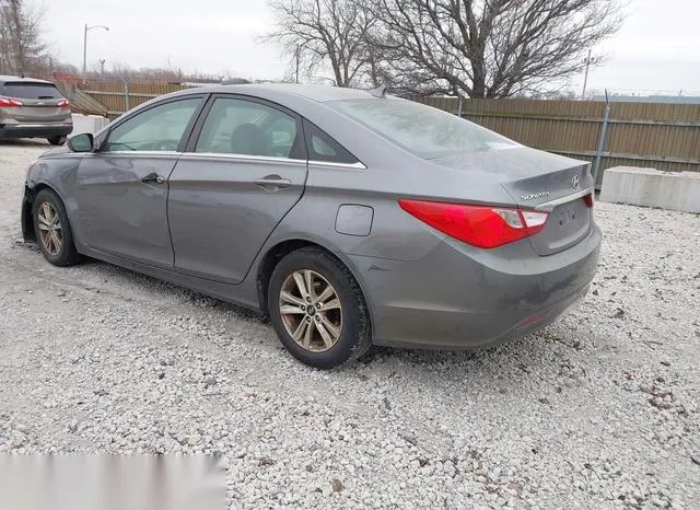 5NPEB4AC7BH226252 2011 2011 Hyundai Sonata- Gls 3