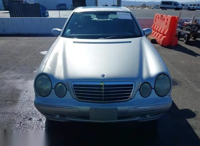 WDBJF65J2YB070119 2000 2000 Mercedes-Benz E 320 6