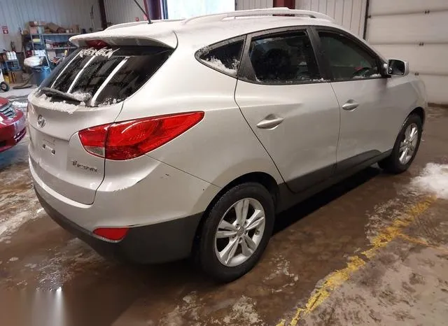 KM8JU3AC4BU193375 2011 2011 Hyundai Tucson- Gls 4