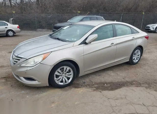 5NPEB4AC4BH060546 2011 2011 Hyundai Sonata- Gls 2