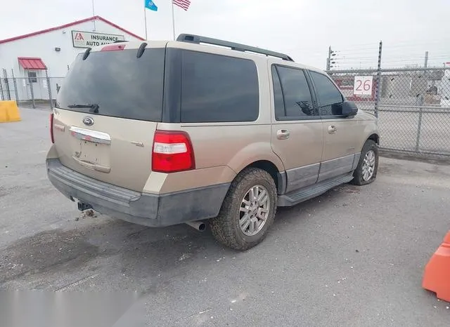 1FMFU15517LA64268 2007 2007 Ford Expedition- Xlt 4