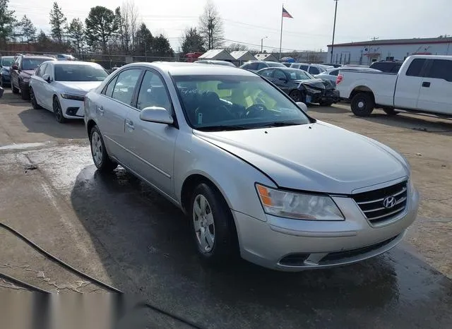 5NPET46C19H408819 2009 2009 Hyundai Sonata- Gls 1