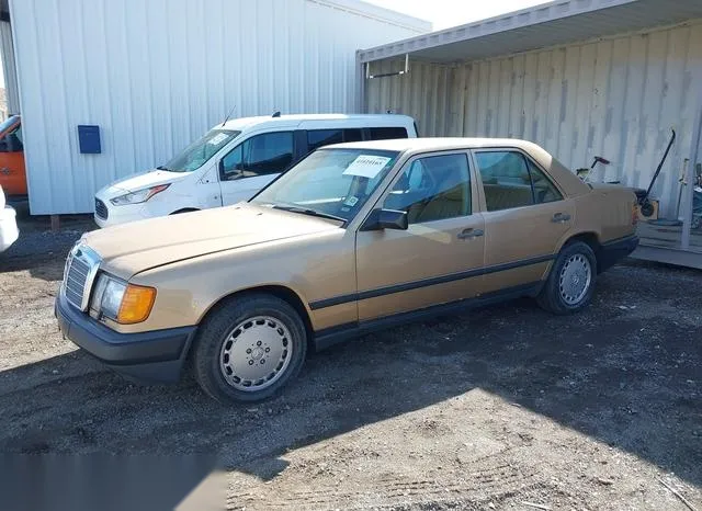 WDBEA30D5GA213584 1986 1986 Mercedes-Benz 300- E 2