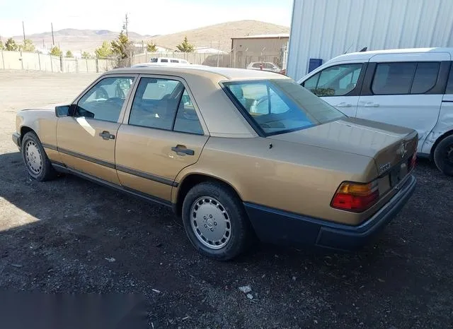 WDBEA30D5GA213584 1986 1986 Mercedes-Benz 300- E 3