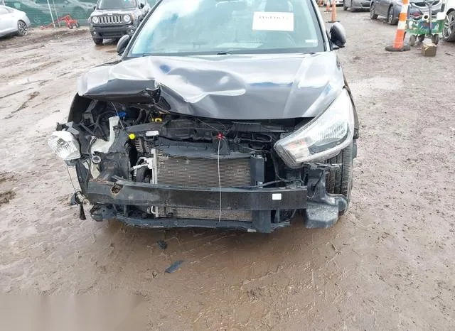 3KPA25AB1JE094734 2018 2018 KIA Rio- LX 6