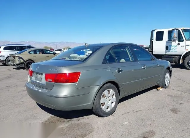 5NPET4AC4AH617581 2010 2010 Hyundai Sonata- Gls 4