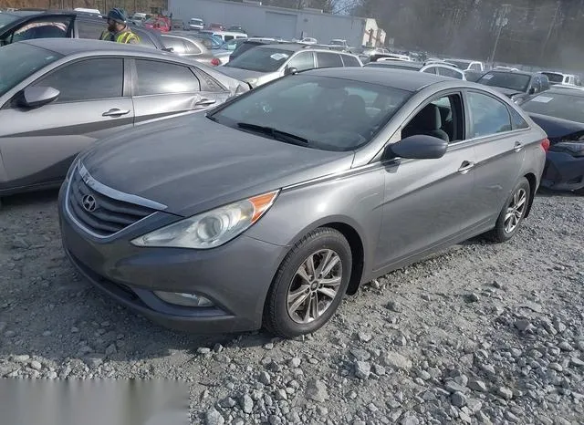 5NPEB4AC5DH755105 2013 2013 Hyundai Sonata- Gls 2