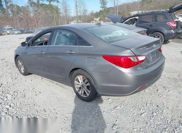 5NPEB4AC5DH755105 2013 2013 Hyundai Sonata- Gls 3