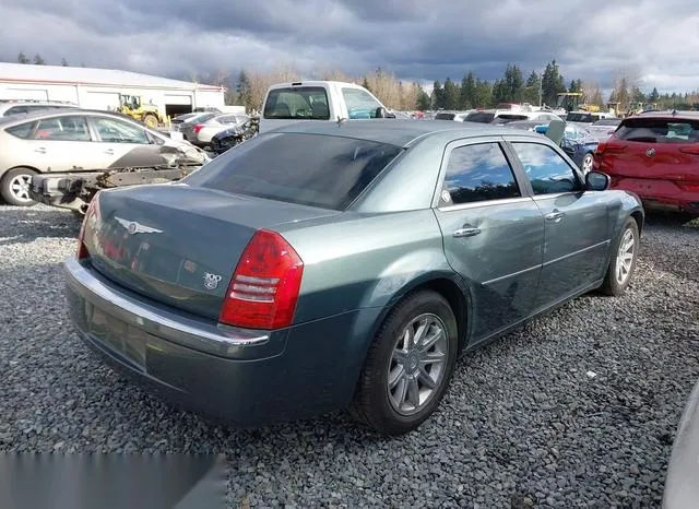 2C3JA63H65H525206 2005 2005 Chrysler 300C 4