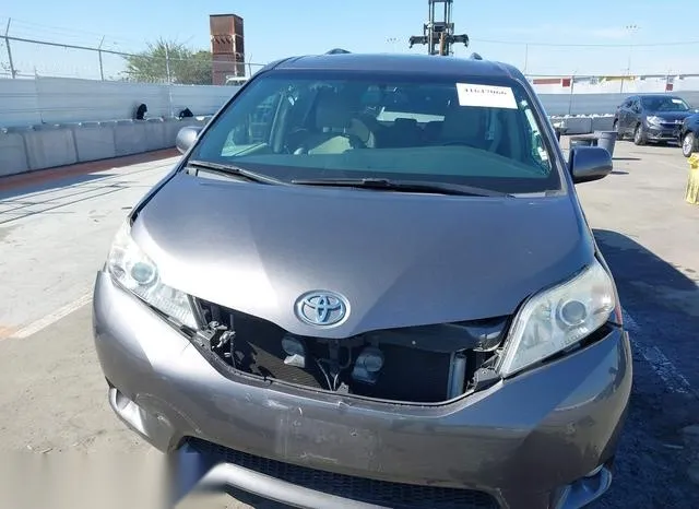 5TDYZ3DC9HS849096 2017 2017 Toyota Sienna- Xle 8 Passenger 6