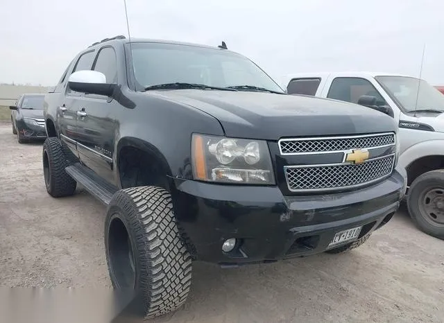 3GNMCGE06DG225090 2013 2013 Chevrolet Avalanche- Ltz 1