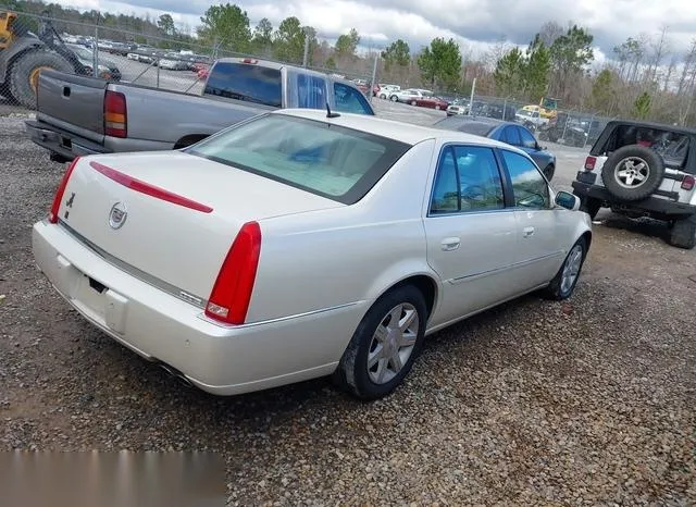 1G6KD57Y18U181378 2008 2008 Cadillac DTS- 1Sa/1Sb/1Sc/1Sd 4